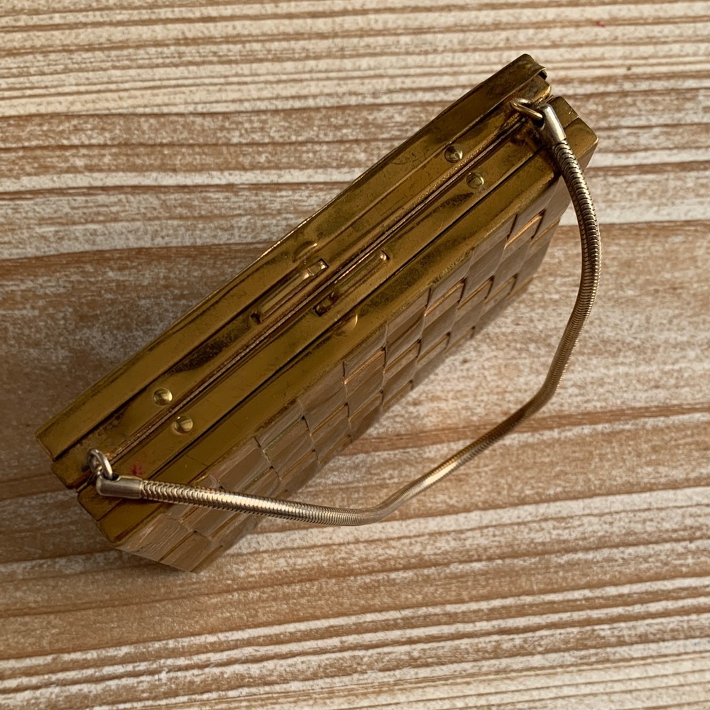 Vintage Gold Brass 1950s Basket Woven Mesh Cigarette Vanity Compact Case - Picture 6 of 6